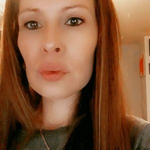 Meet your Posher, Carrie